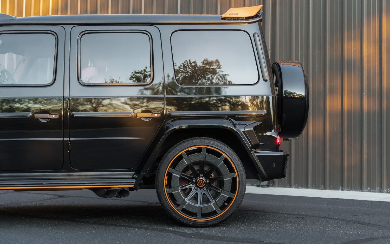 Corrected mirror-deep paint on a Brabus G-Wagon