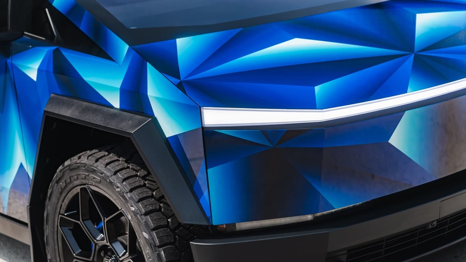 Cybertruck front light bar and wrap pattern detail