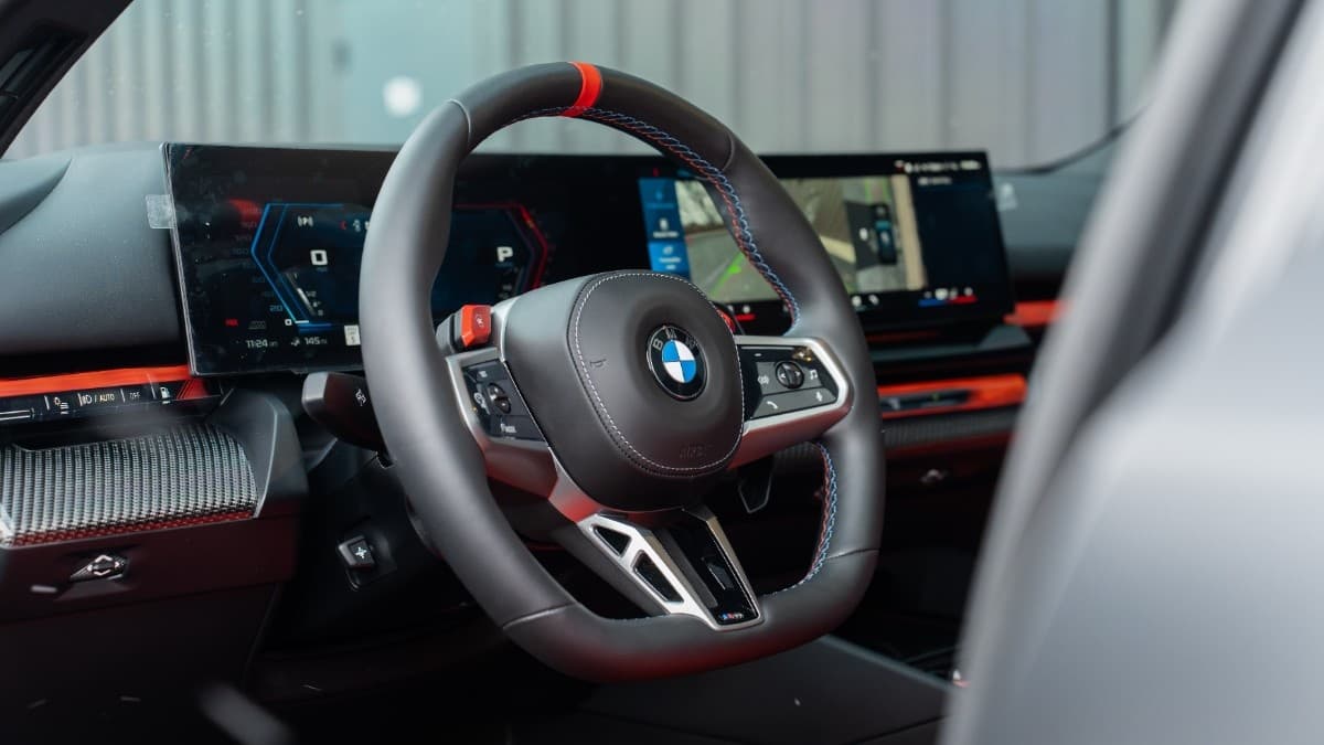 BMW M5 interior detail