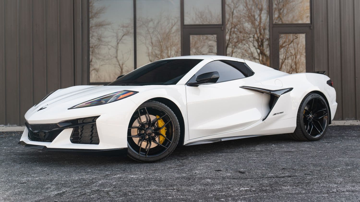 Ceramic-coated white Corvette Z06